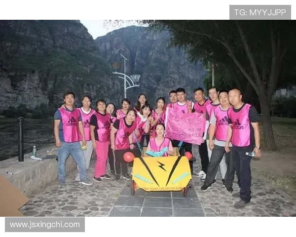 北京篮球队在邀请赛中的团队协作表现分析与点评