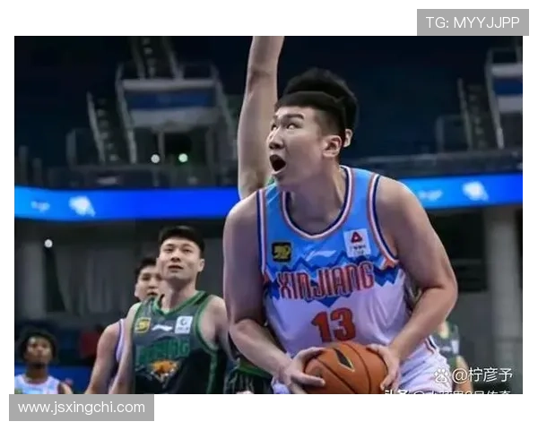 成都篮球队在联赛积分榜上以55分稳居第一位置展现强劲实力