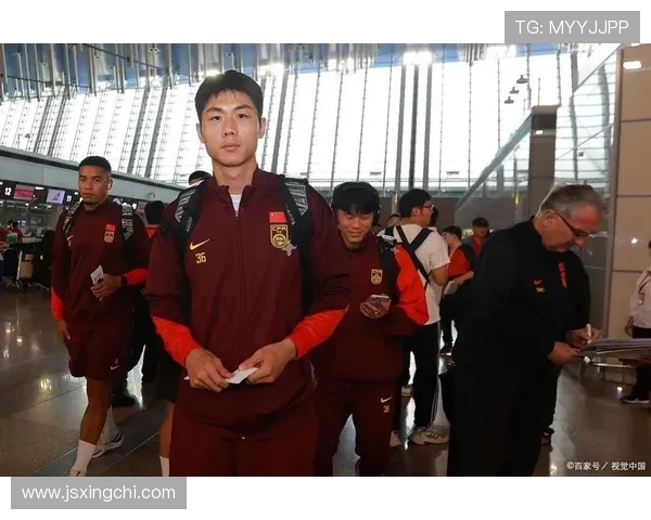 最近哪位足球明星莅临西安引发球迷热议活动盛况空前