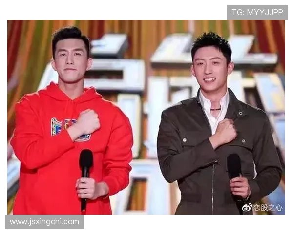 综艺节目空降足球明星阵容揭晓引发热议与期待